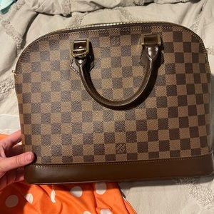 Louis Vuitton alma pm
